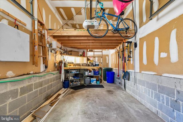 19 VICTORIA CIR, Collegeville, PA 19426