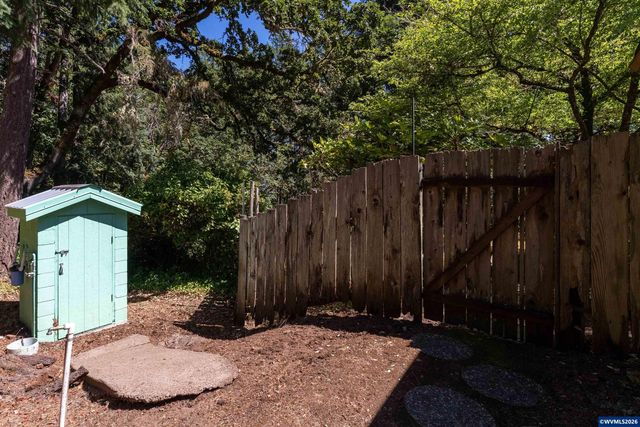 6575 NW Mountain Laurel Pl, Corvallis, OR 97330