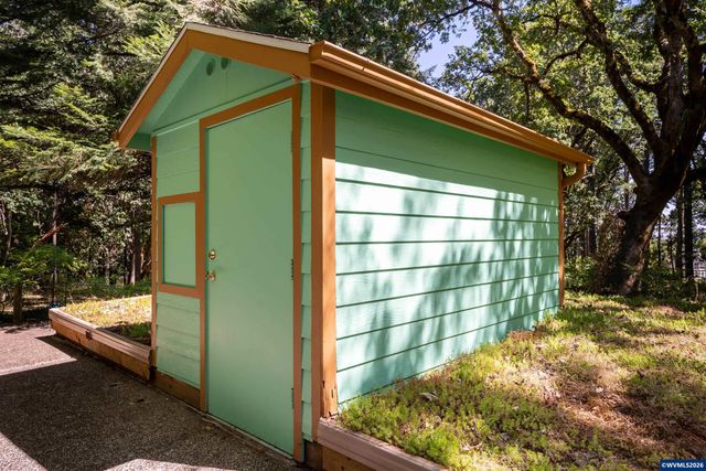 6575 NW Mountain Laurel Pl, Corvallis, OR 97330