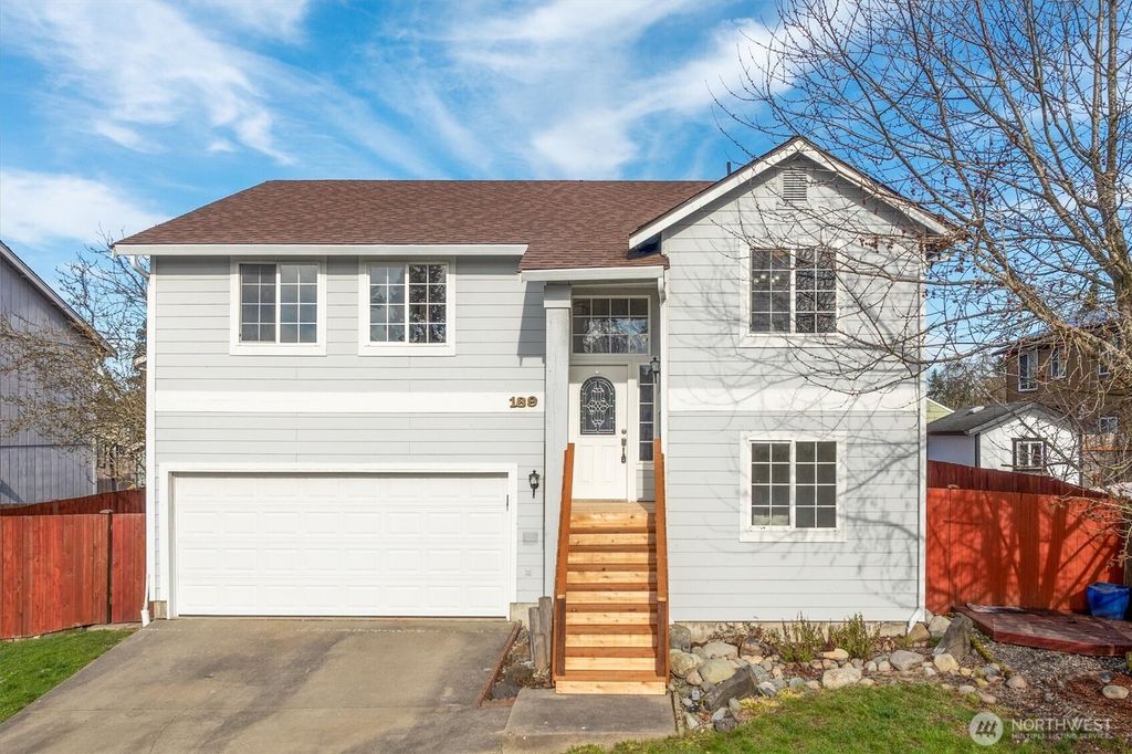 139 E 92nd Street, Tacoma, WA 98445