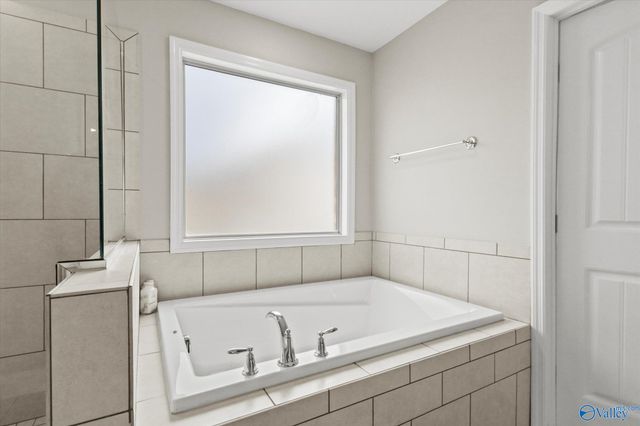 118 James Parcus Circle, Madison, AL 35756