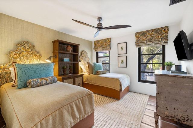 535 N Belardo Road, Palm Springs, CA 92262