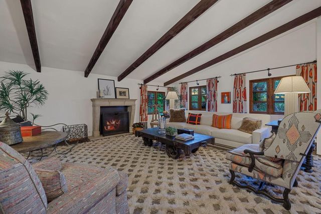 535 N Belardo Road, Palm Springs, CA 92262