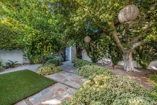 535 N Belardo Road, Palm Springs, CA 92262