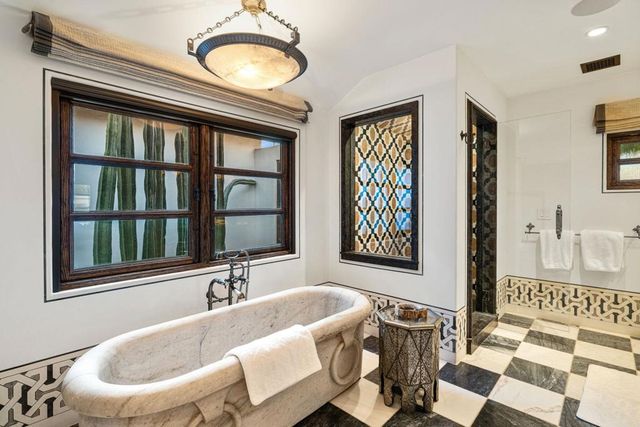 535 N Belardo Road, Palm Springs, CA 92262