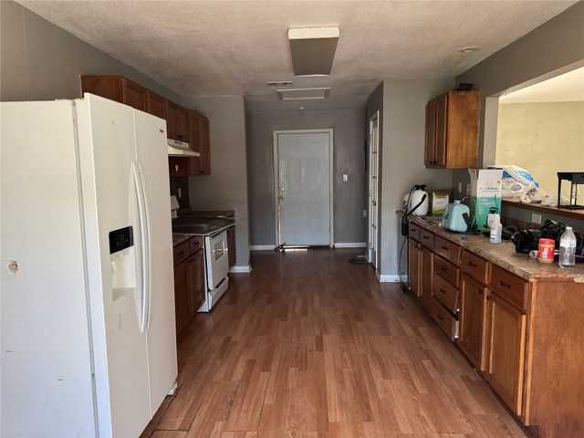 1406 Pecan, Bonham, TX 75418