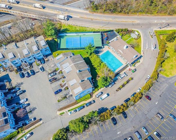 24232 Oak Park Drive 106B, Little Neck, NY 11362