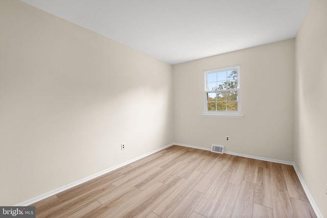 304 CRESCENT HILL DR, Havertown, PA 19083
