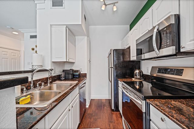3231 Allen Parkway 1207, Houston, TX 77019