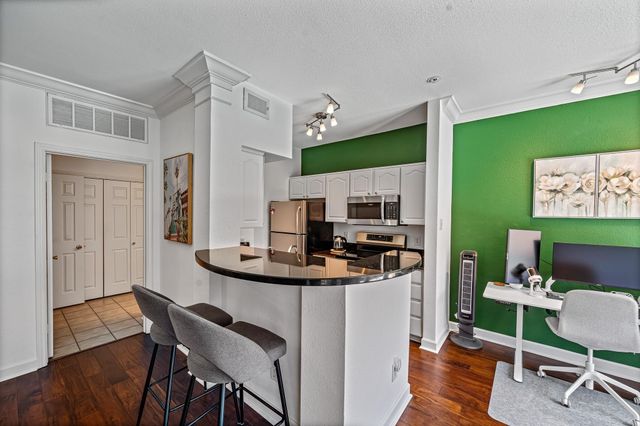 3231 Allen Parkway 1207, Houston, TX 77019