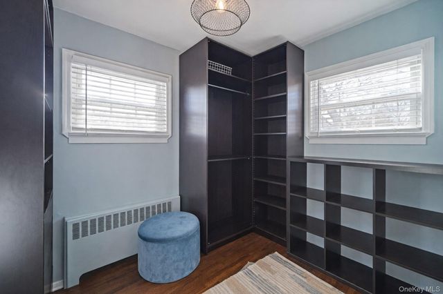 34 W Lakeland Street, Bay Shore, NY 11706