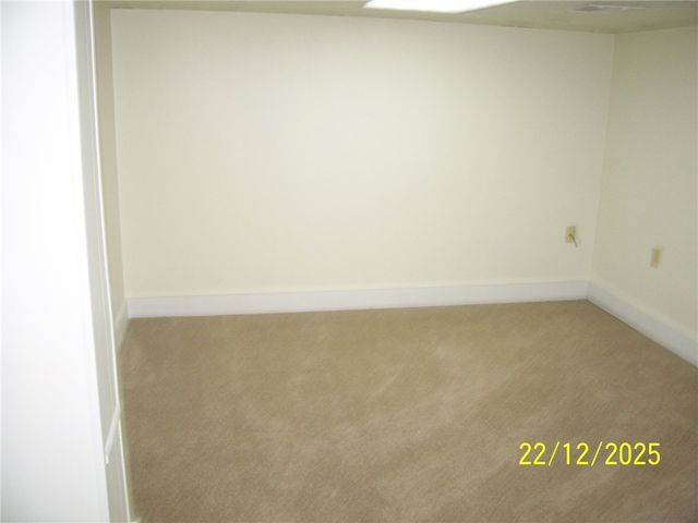 49 E 4th Ave, Latrobe, PA 15650