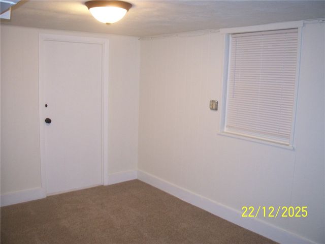 49 E 4th Ave, Latrobe, PA 15650