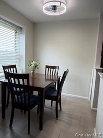 47-27 Little Neck Pkwy Little Neck pkwy 3G, Little Neck, NY 11362