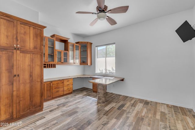3806 E TAURUS Place, Chandler, AZ 85249