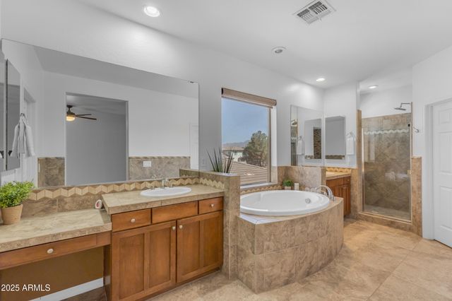 3806 E TAURUS Place, Chandler, AZ 85249