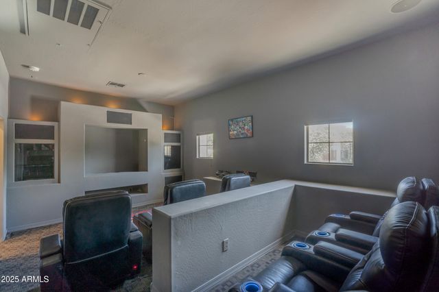 3806 E TAURUS Place, Chandler, AZ 85249