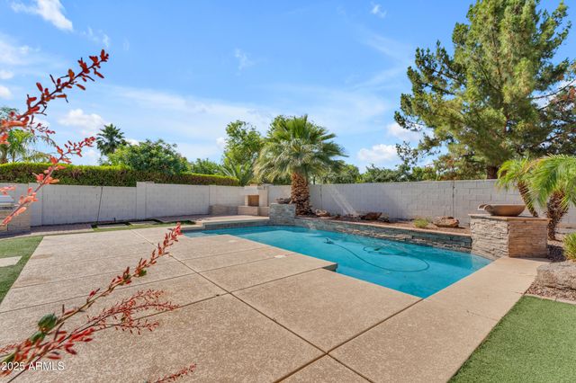 3806 E TAURUS Place, Chandler, AZ 85249