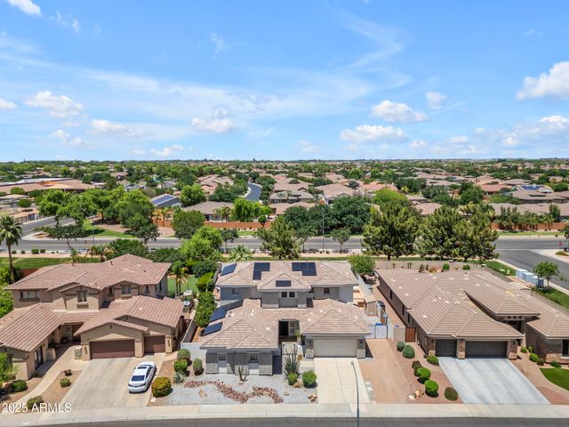 3806 E TAURUS Place, Chandler, AZ 85249