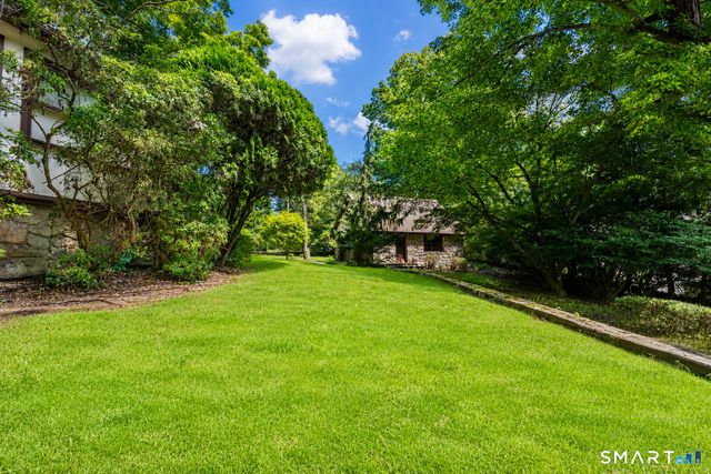 296 Bennetts Farm Road, Ridgefield, CT 06877