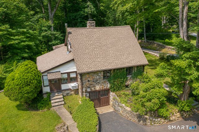 296 Bennetts Farm Road, Ridgefield, CT 06877