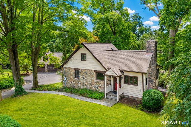 296 Bennetts Farm Road, Ridgefield, CT 06877