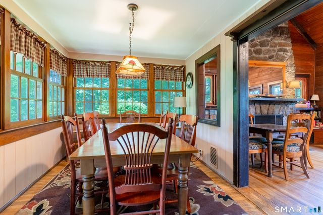 296 Bennetts Farm Road, Ridgefield, CT 06877