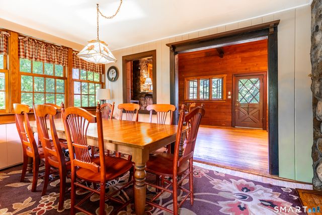 296 Bennetts Farm Road, Ridgefield, CT 06877