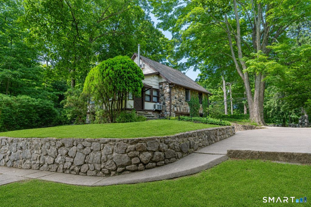 296 Bennetts Farm Road, Ridgefield, CT 06877