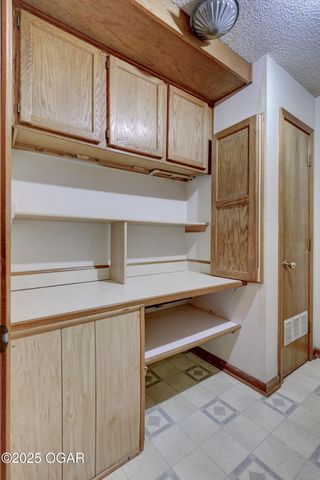 2920 N Chandler Avenue, Joplin, MO 64801