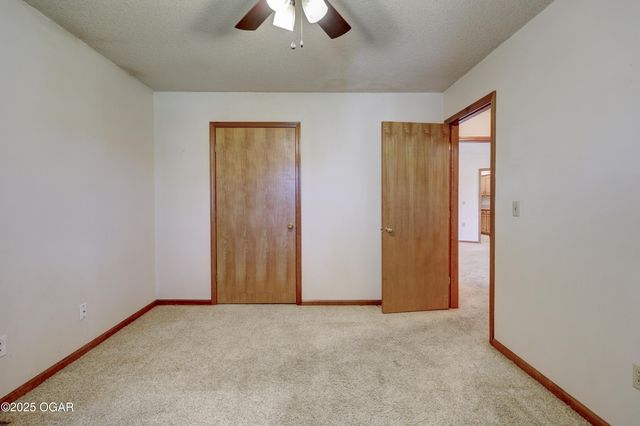 2920 N Chandler Avenue, Joplin, MO 64801