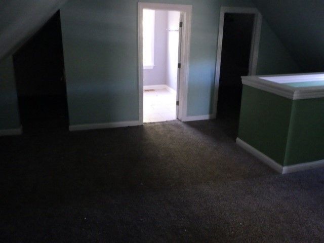 7732 S Muskegon Avenue, Chicago, IL 60649