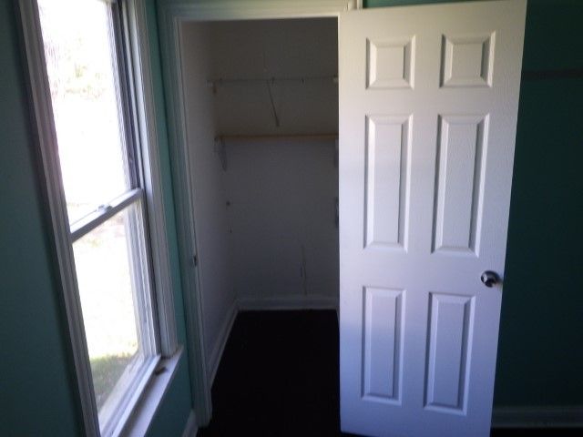 7732 S Muskegon Avenue, Chicago, IL 60649