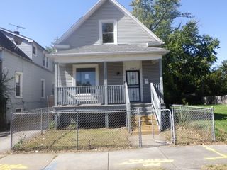 7732 S Muskegon Avenue, Chicago, IL 60649