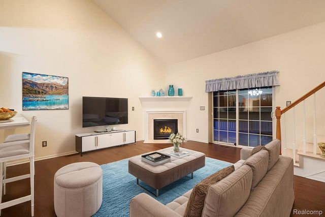 48608 Oak Bridge Drive, Canton Charter Township, MI 48188