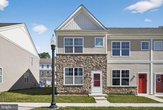 33 ROWAND WAY E, Clementon, NJ 08021