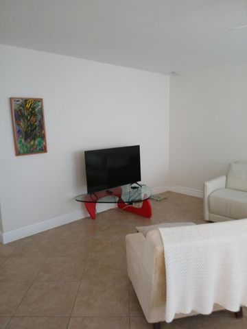 92 Seville, Delray Beach, FL 33446