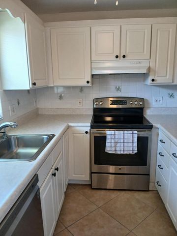 92 Seville, Delray Beach, FL 33446