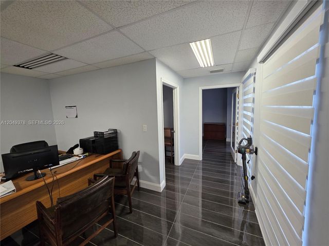 10475 NW 37th Terrace, Doral, FL 33178