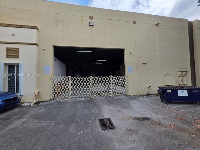 10475 NW 37th Terrace, Doral, FL 33178