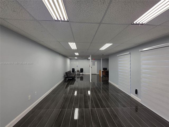 10475 NW 37th Terrace, Doral, FL 33178
