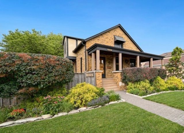 7246 N Oleander Avenue, Chicago, IL 60631