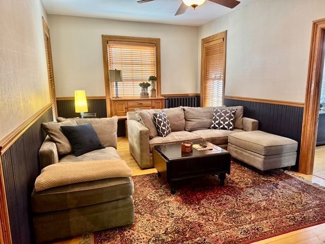 7246 N Oleander Avenue, Chicago, IL 60631