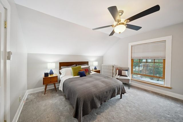 7246 N Oleander Avenue, Chicago, IL 60631