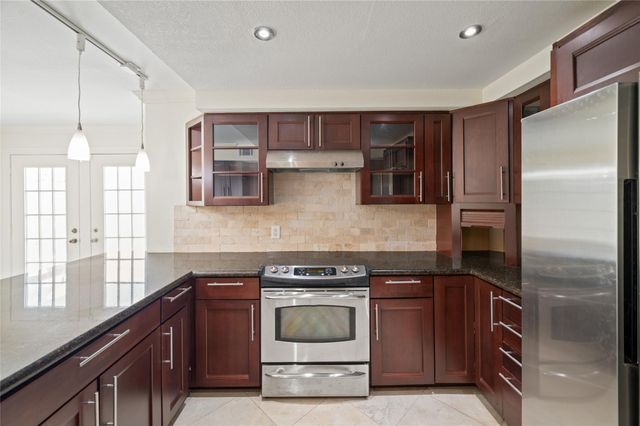 9417 Bassoon Drive, Houston, TX 77025