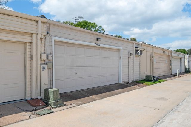 9417 Bassoon Drive, Houston, TX 77025