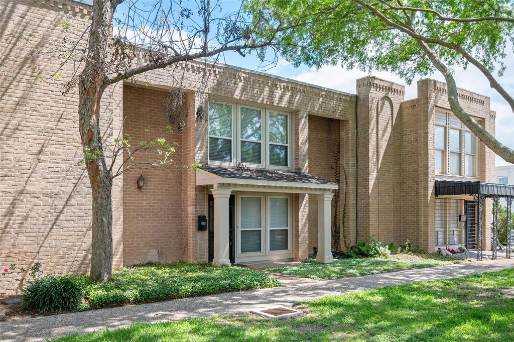 9417 Bassoon Drive, Houston, TX 77025