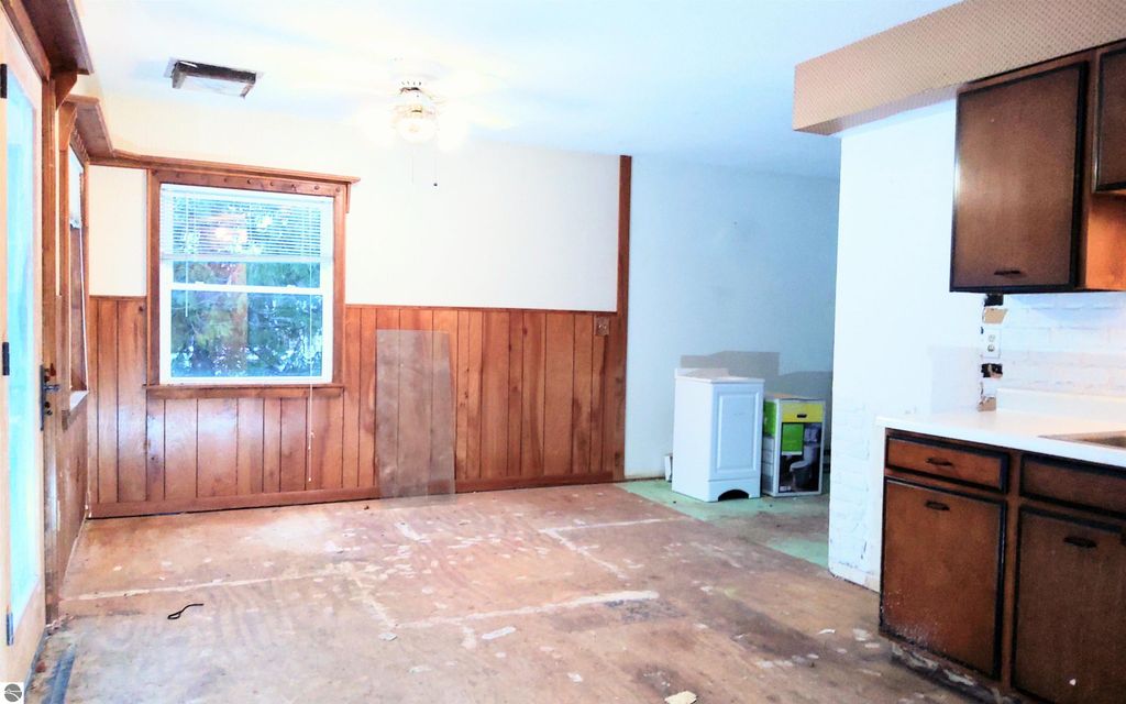 Image 7 of property listing at 609 Ash Street, Elk Rapids, MI 49629