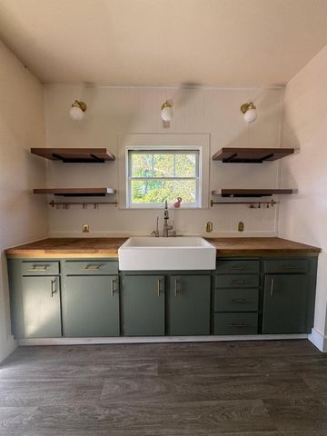 52 W Adams St, Stockton, CA 95204