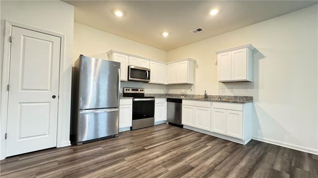 204 Fenchurch Way, Cartersville, GA 30120